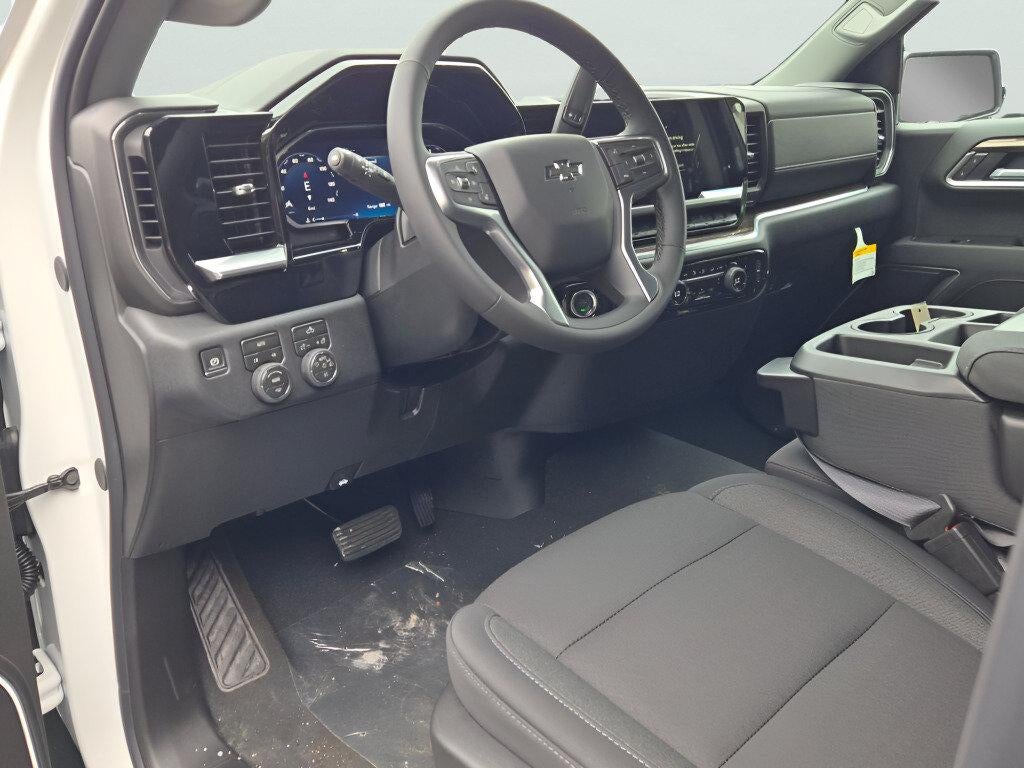 2026 Chevrolet Silverado 1500 Crew Cab Short Box 4-Wheel Drive RST