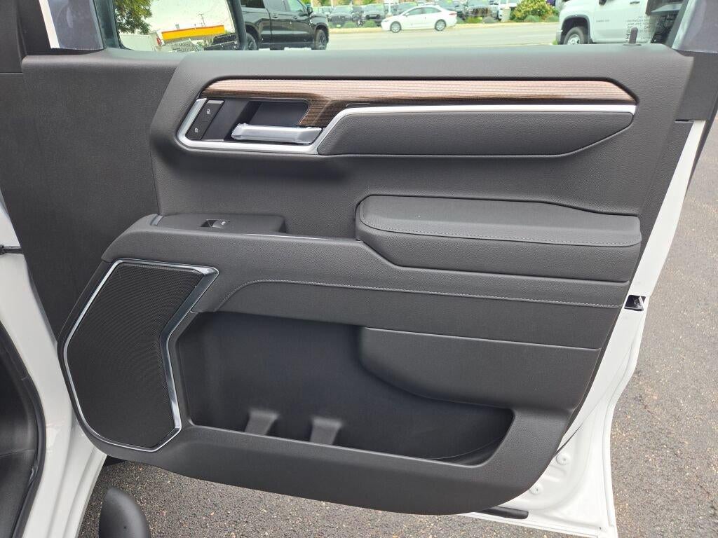 2026 Chevrolet Silverado 1500 Crew Cab Short Box 4-Wheel Drive RST