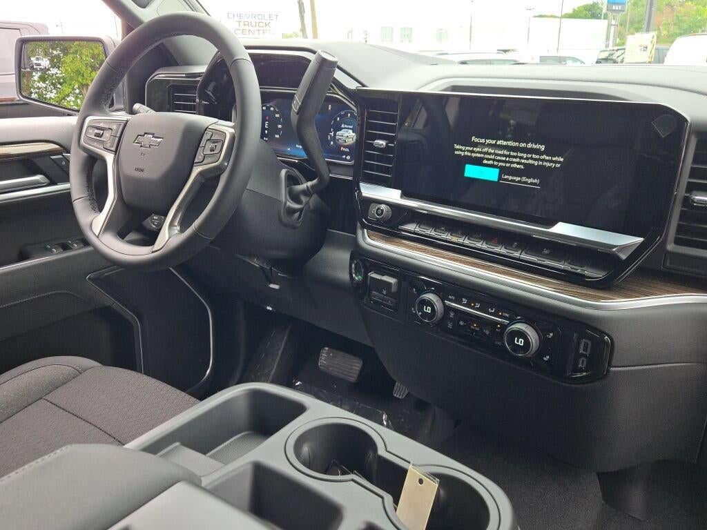 2026 Chevrolet Silverado 1500 Crew Cab Short Box 4-Wheel Drive RST