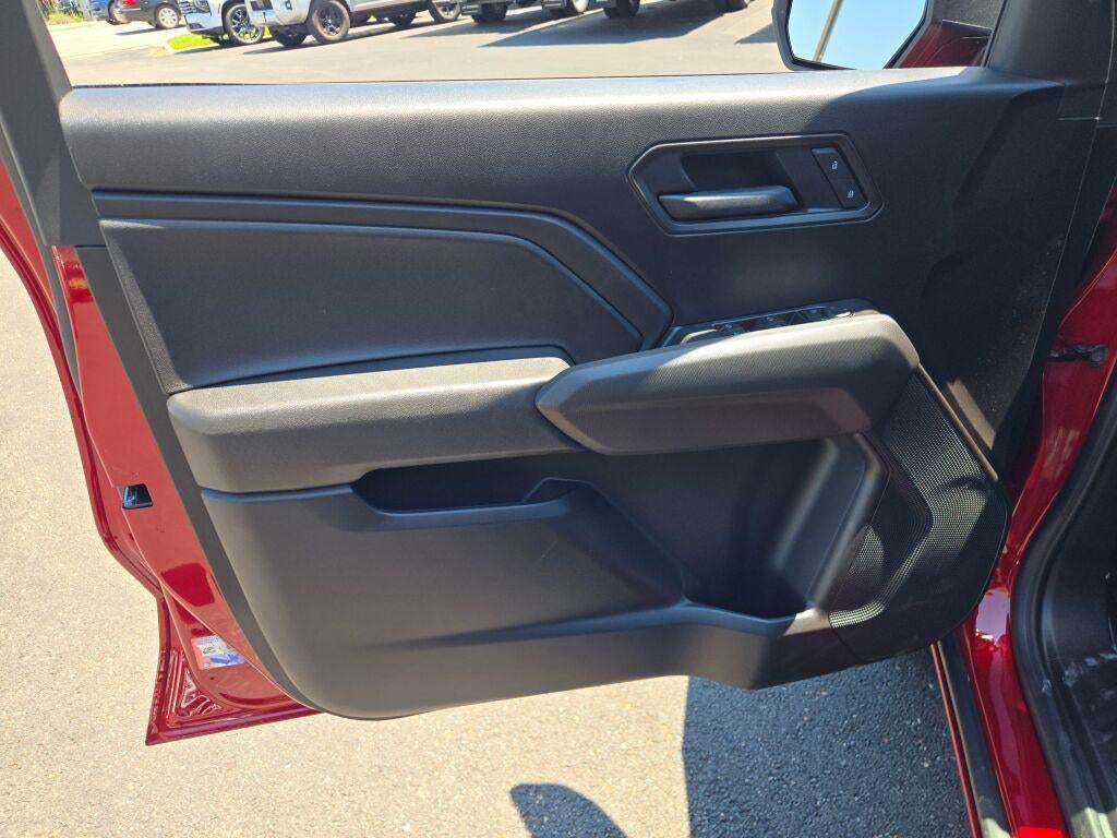 2026 Chevrolet Colorado Crew Cab Short Box 4-Wheel Drive Work Truck
