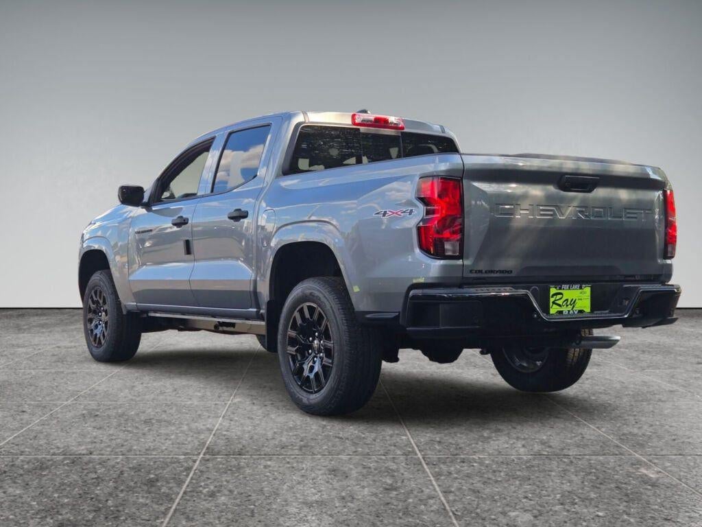 2026 Chevrolet Colorado Crew Cab Short Box 4-Wheel Drive Work Truck