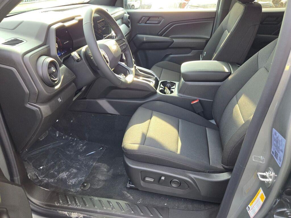 2026 Chevrolet Colorado Crew Cab Short Box 4-Wheel Drive Work Truck