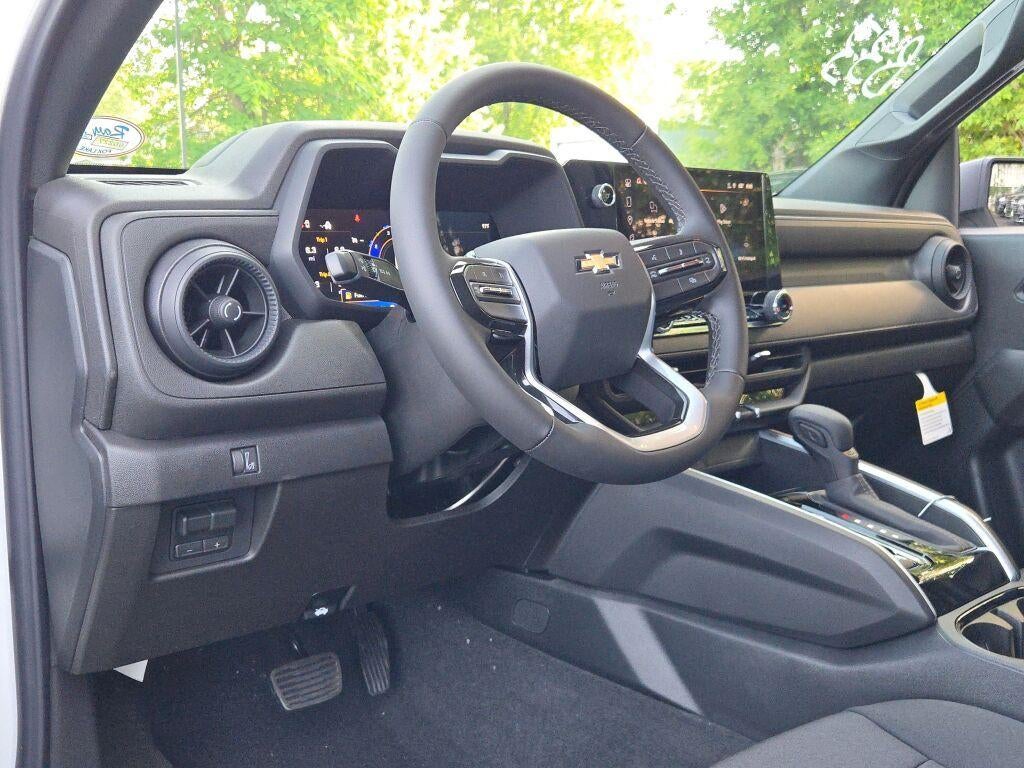 2026 Chevrolet Colorado Crew Cab Short Box 4-Wheel Drive Work Truck