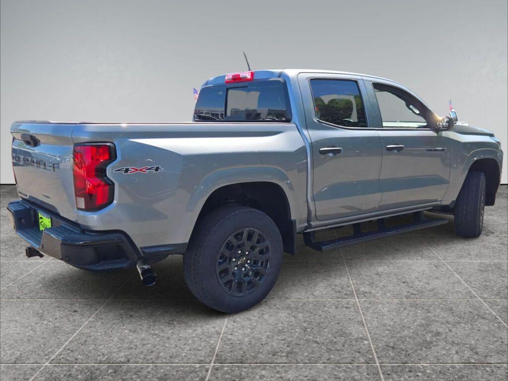 2026 Chevrolet Colorado Crew Cab Short Box 4-Wheel Drive Work Truck