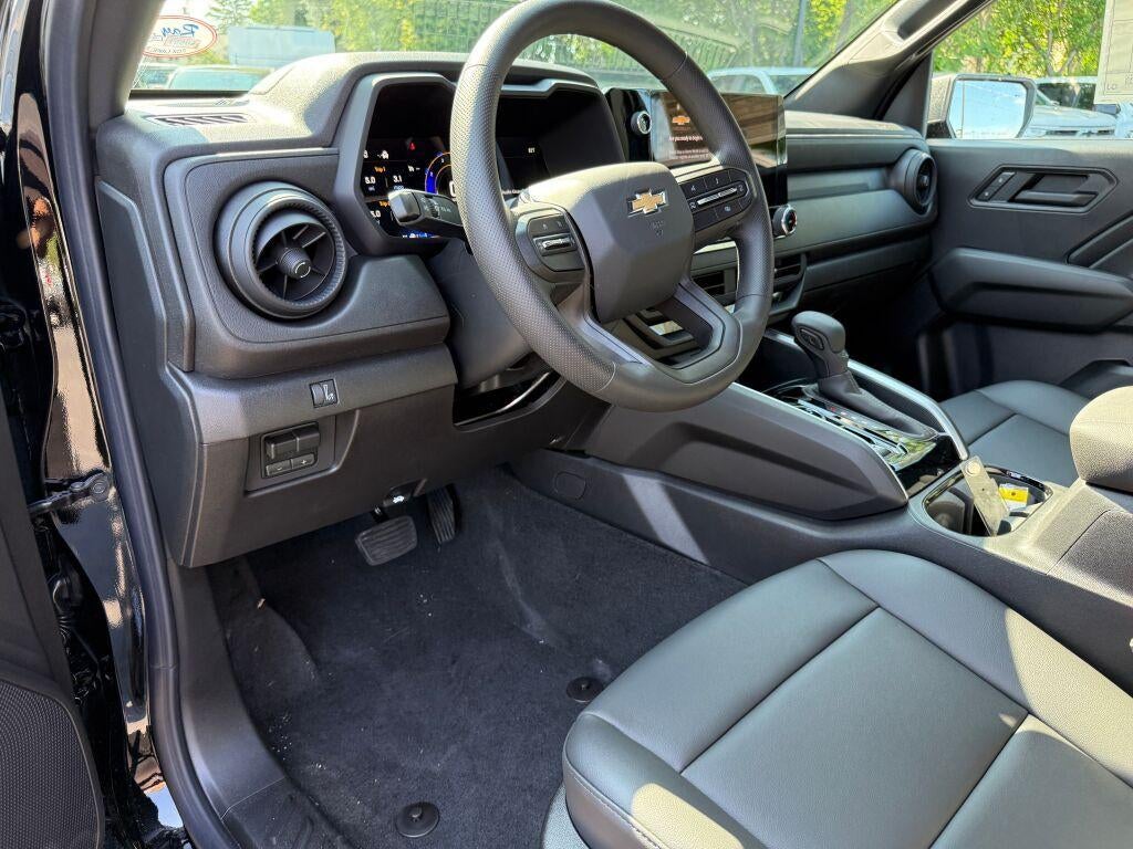 2026 Chevrolet Colorado Crew Cab Short Box 4-Wheel Drive Work Truck