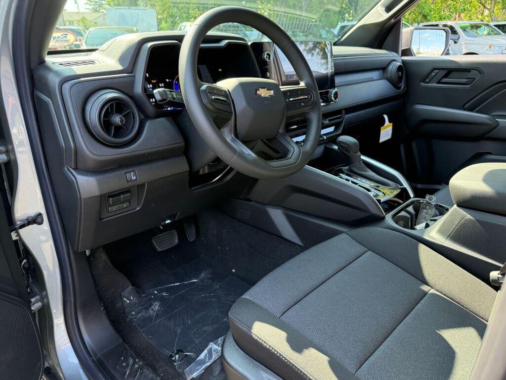 2026 Chevrolet Colorado Crew Cab Short Box 4-Wheel Drive Work Truck