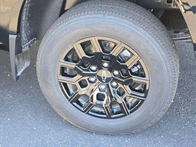 2026 Chevrolet Colorado Crew Cab Short Box 4-Wheel Drive Work Truck