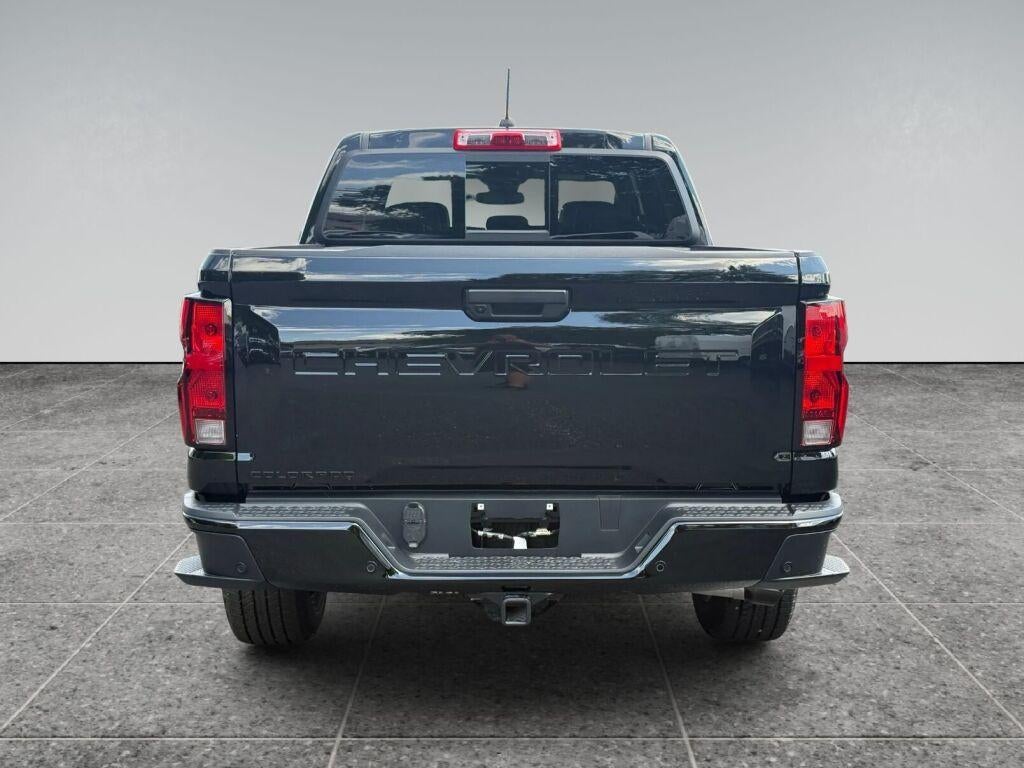 2026 Chevrolet Colorado Crew Cab Short Box 4-Wheel Drive Work Truck