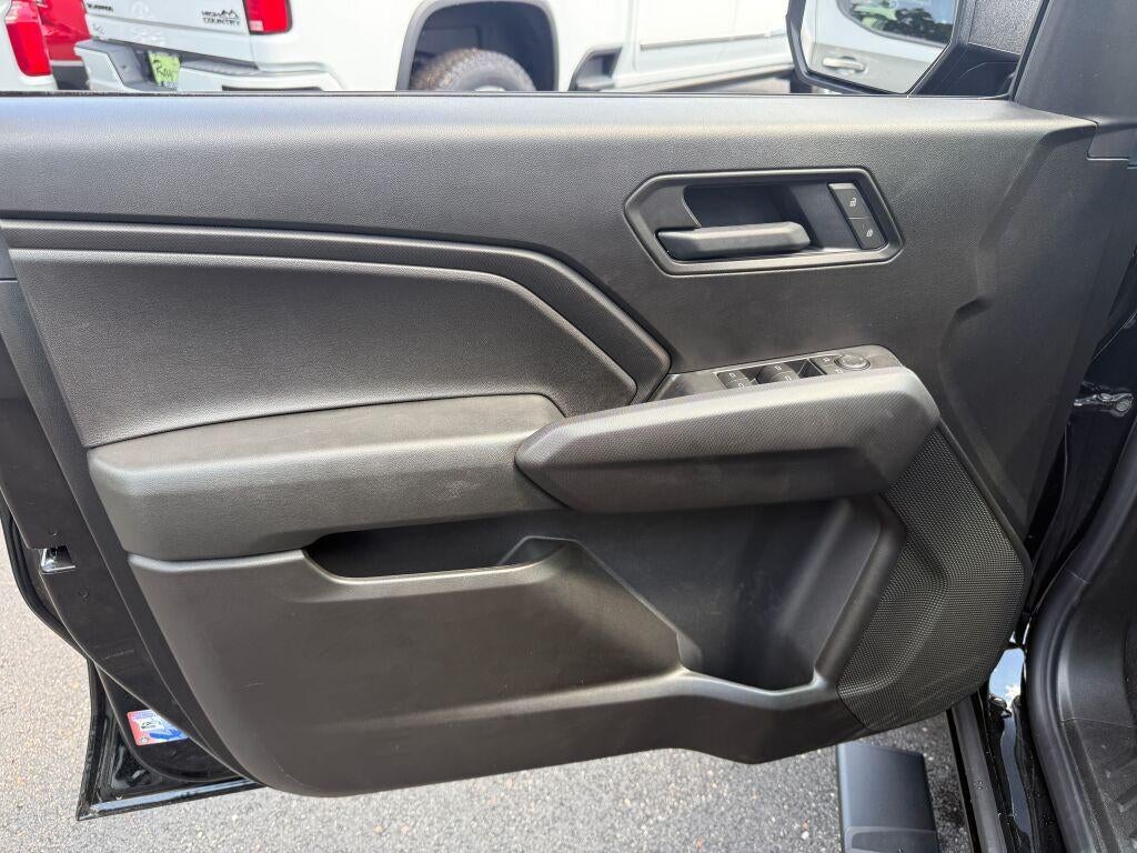 2026 Chevrolet Colorado Crew Cab Short Box 4-Wheel Drive Work Truck