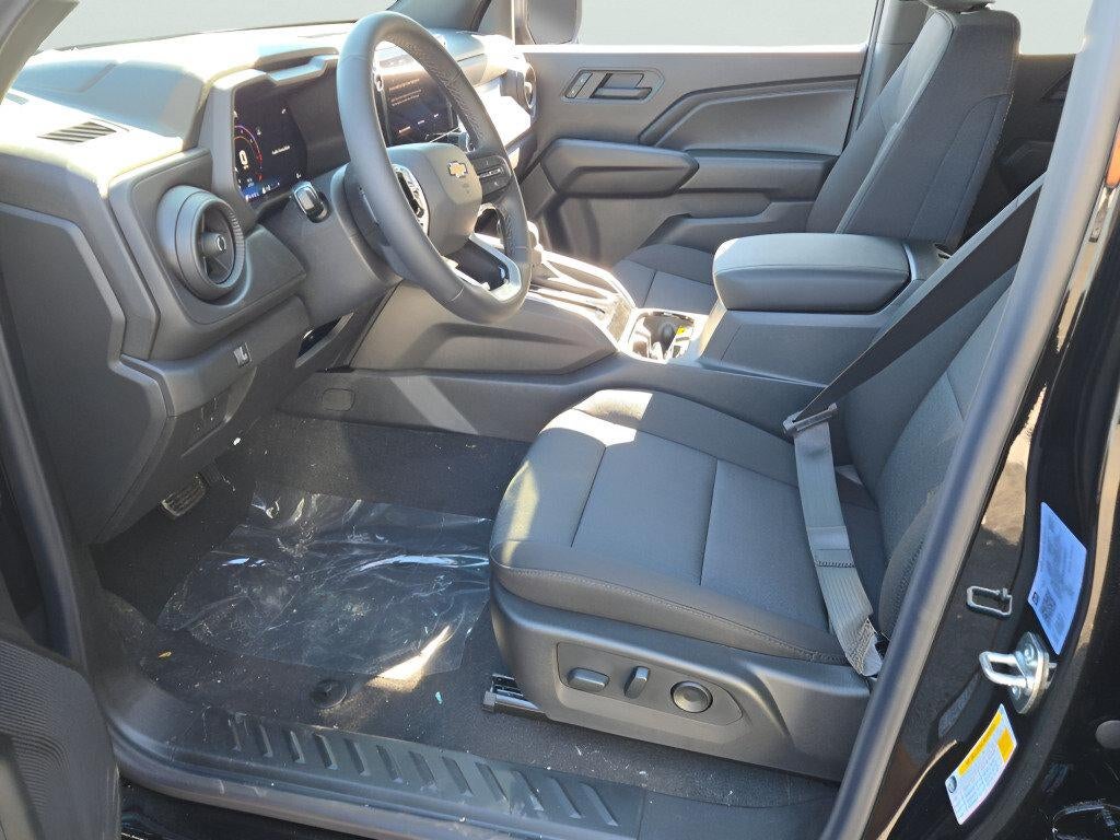 2026 Chevrolet Colorado Crew Cab Short Box 4-Wheel Drive Work Truck
