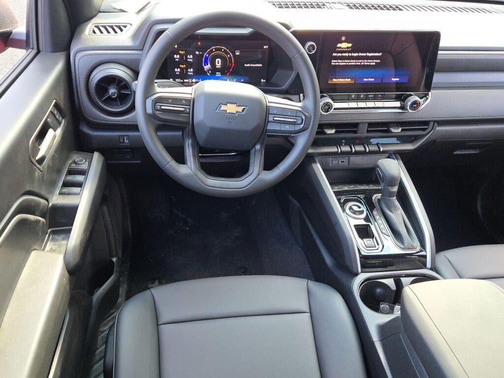 2026 Chevrolet Colorado Crew Cab Short Box 4-Wheel Drive Work Truck