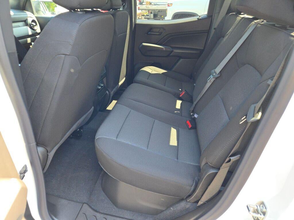 2026 Chevrolet Colorado Crew Cab Short Box 4-Wheel Drive Work Truck