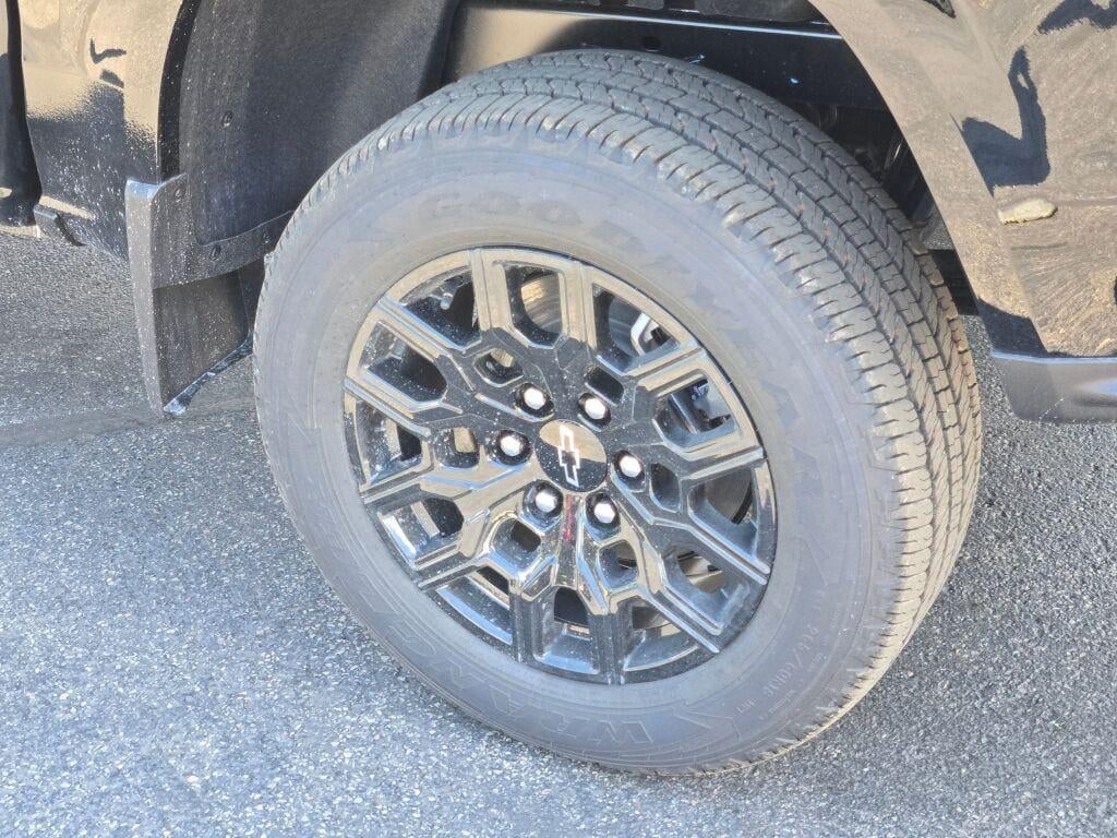 2026 Chevrolet Colorado Crew Cab Short Box 4-Wheel Drive Work Truck