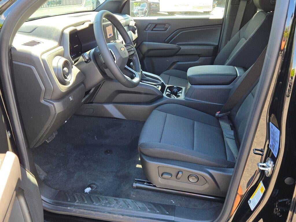 2026 Chevrolet Colorado Crew Cab Short Box 4-Wheel Drive Work Truck