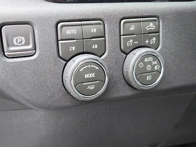 2026 Chevrolet Colorado Crew Cab Short Box 4-Wheel Drive LT