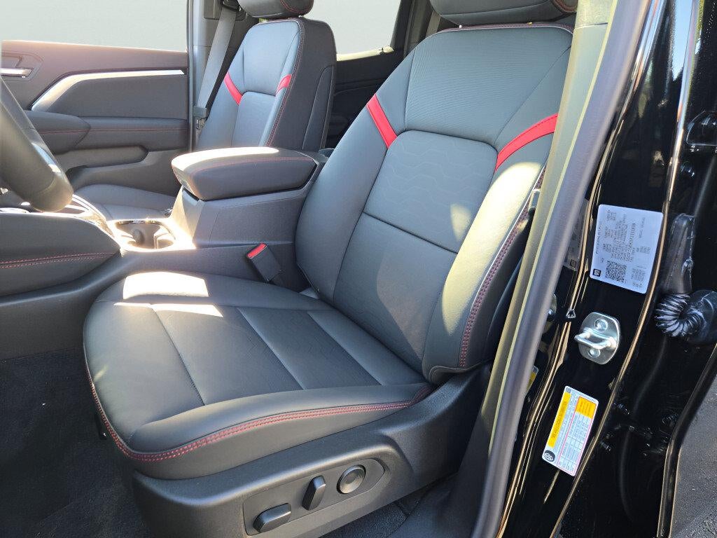 2026 Chevrolet Colorado Z71 - Photo 29