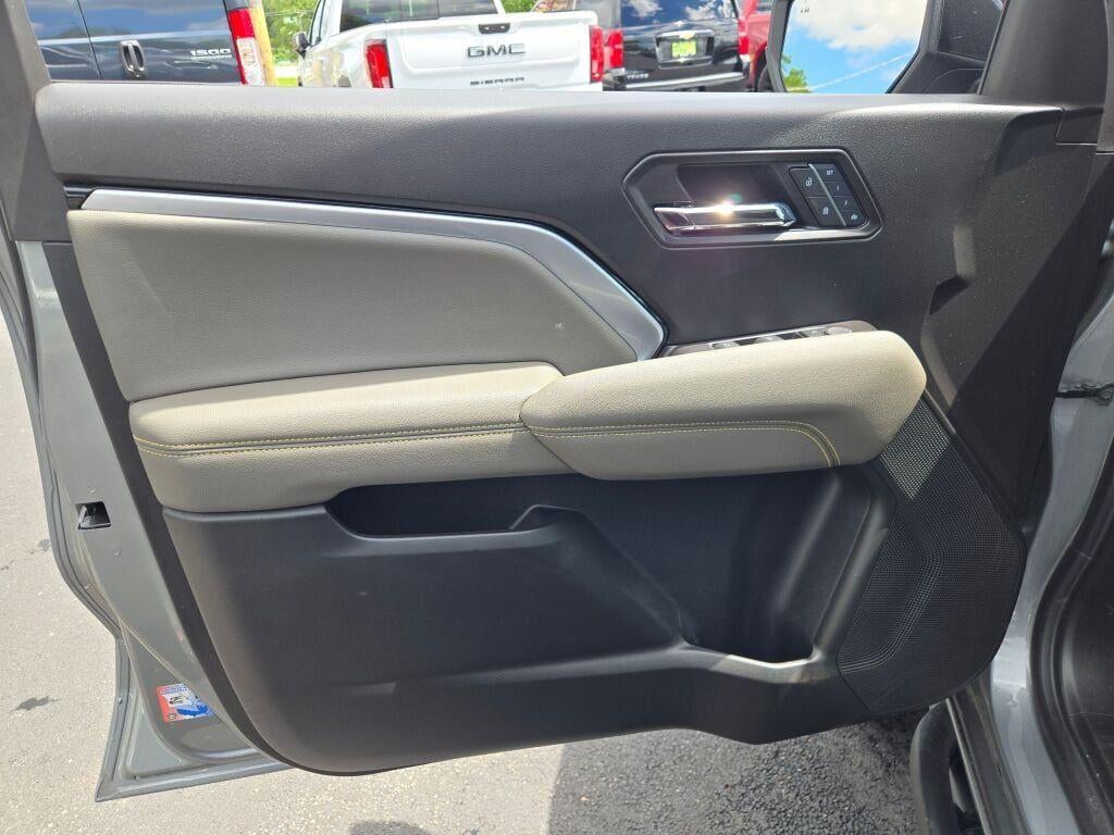 2024 Chevrolet Colorado ZR2