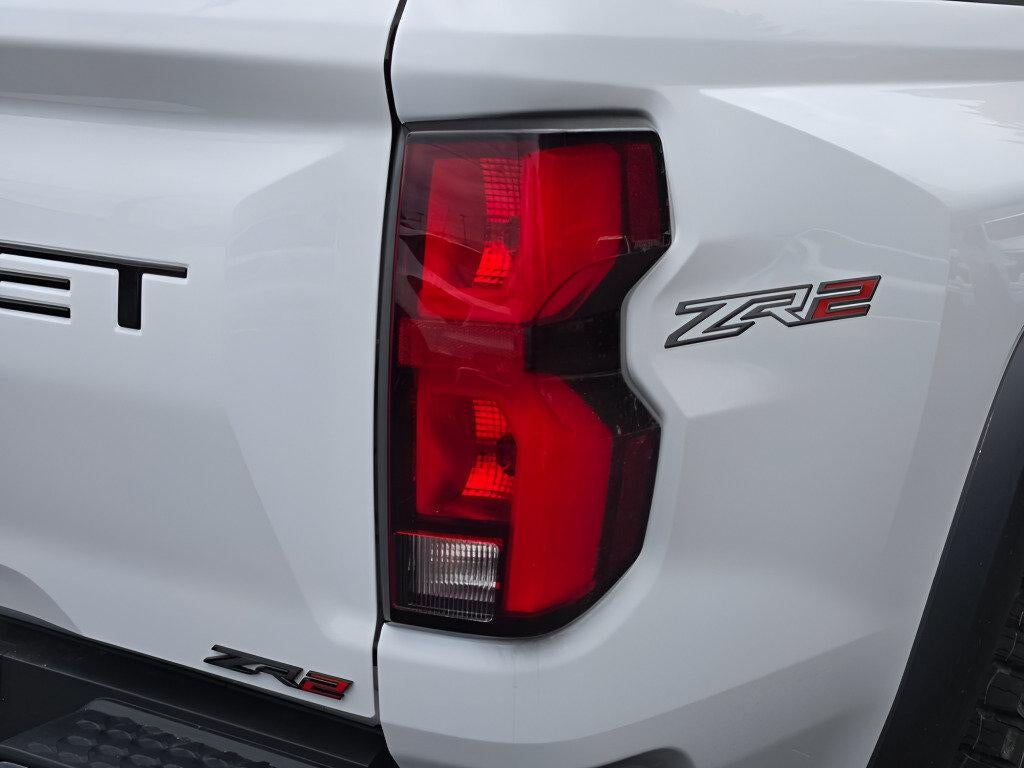 2026 Chevrolet Colorado Crew Cab Short Box 4-Wheel Drive ZR2