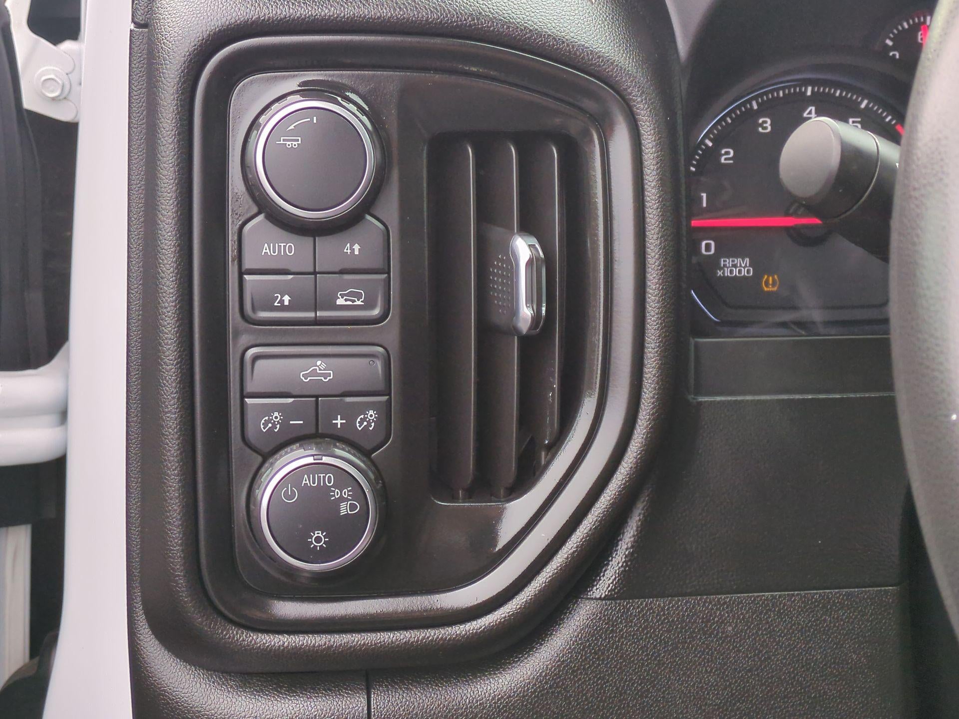 2019 Chevrolet Silverado 1500 Custom