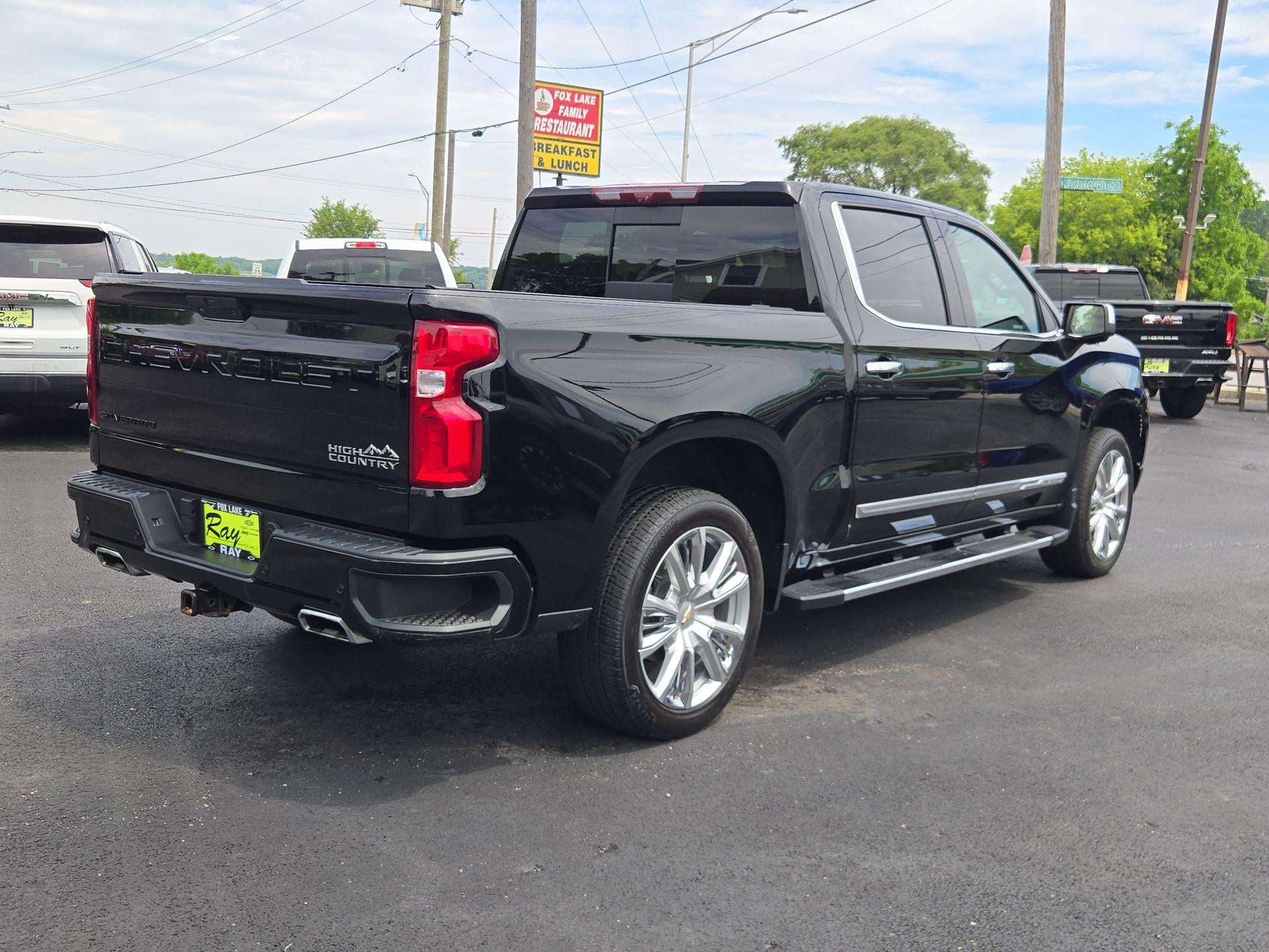 2023 Chevrolet Silverado 1500 High Country
