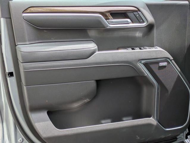 2026 Chevrolet Silverado 1500 Crew Cab Standard Box 4-Wheel Drive RST