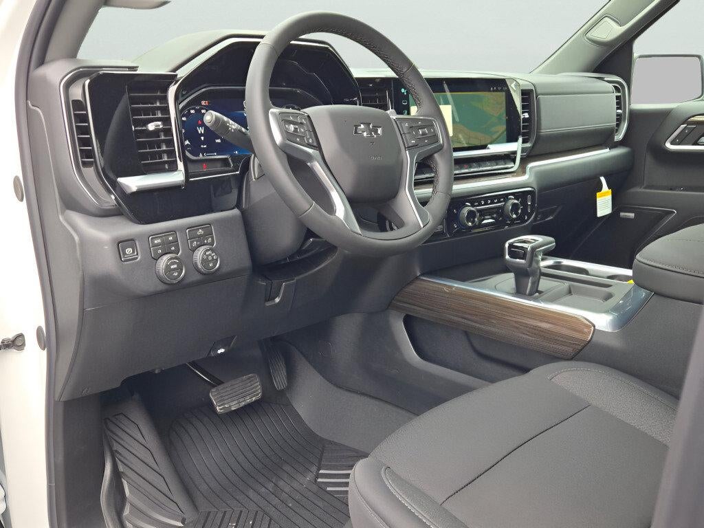 2026 Chevrolet Silverado 1500 Crew Cab Short Box 4-Wheel Drive RST