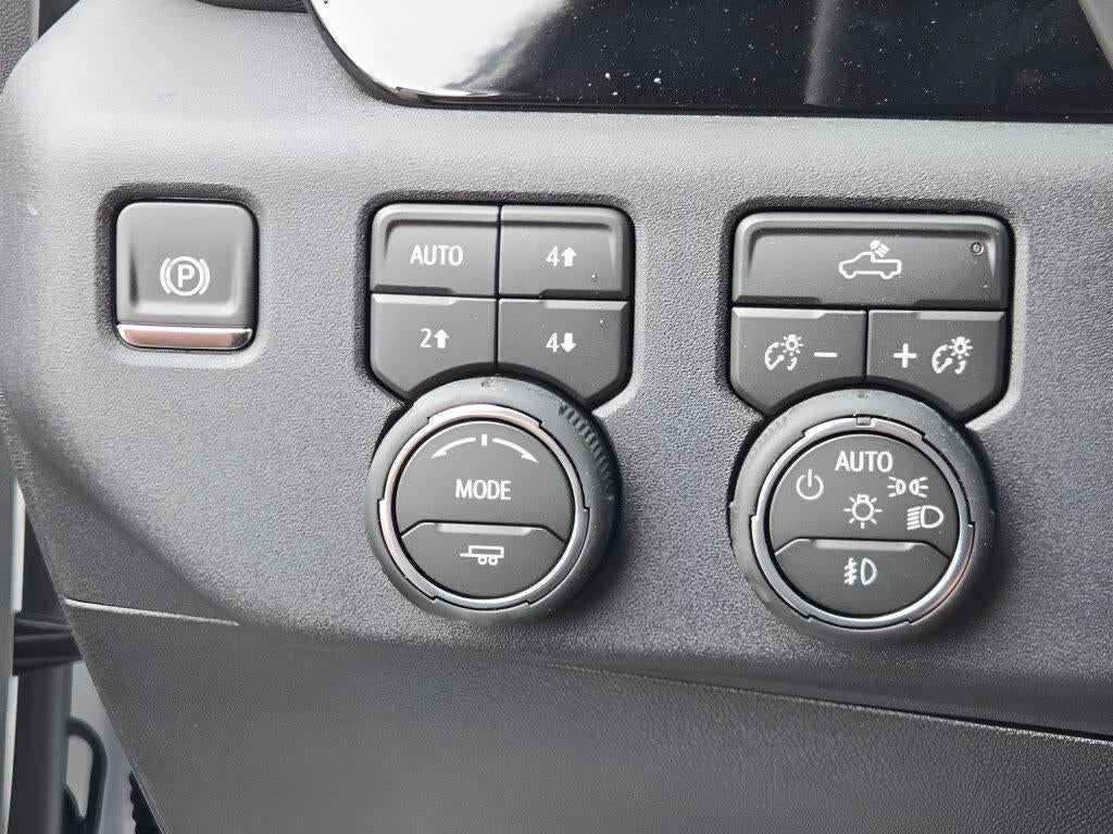 2026 Chevrolet Silverado 1500 Crew Cab Short Box 4-Wheel Drive RST