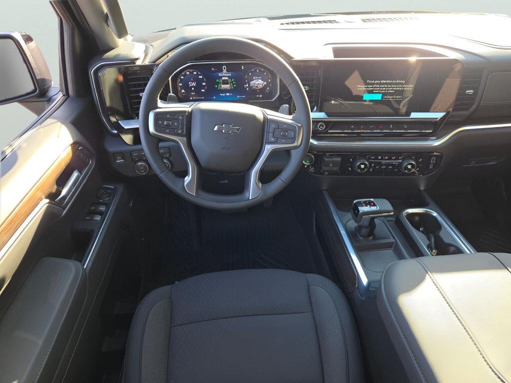 2026 Chevrolet Silverado 1500 Crew Cab Short Box 4-Wheel Drive RST