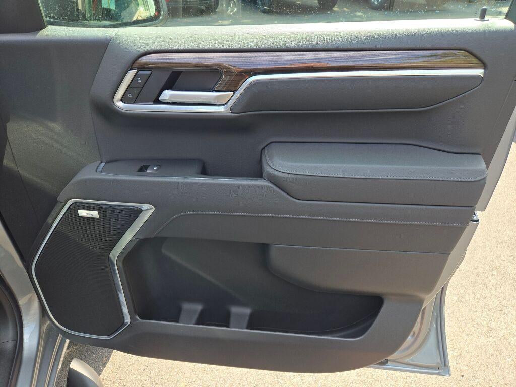 2026 Chevrolet Silverado 1500 Crew Cab Short Box 4-Wheel Drive RST