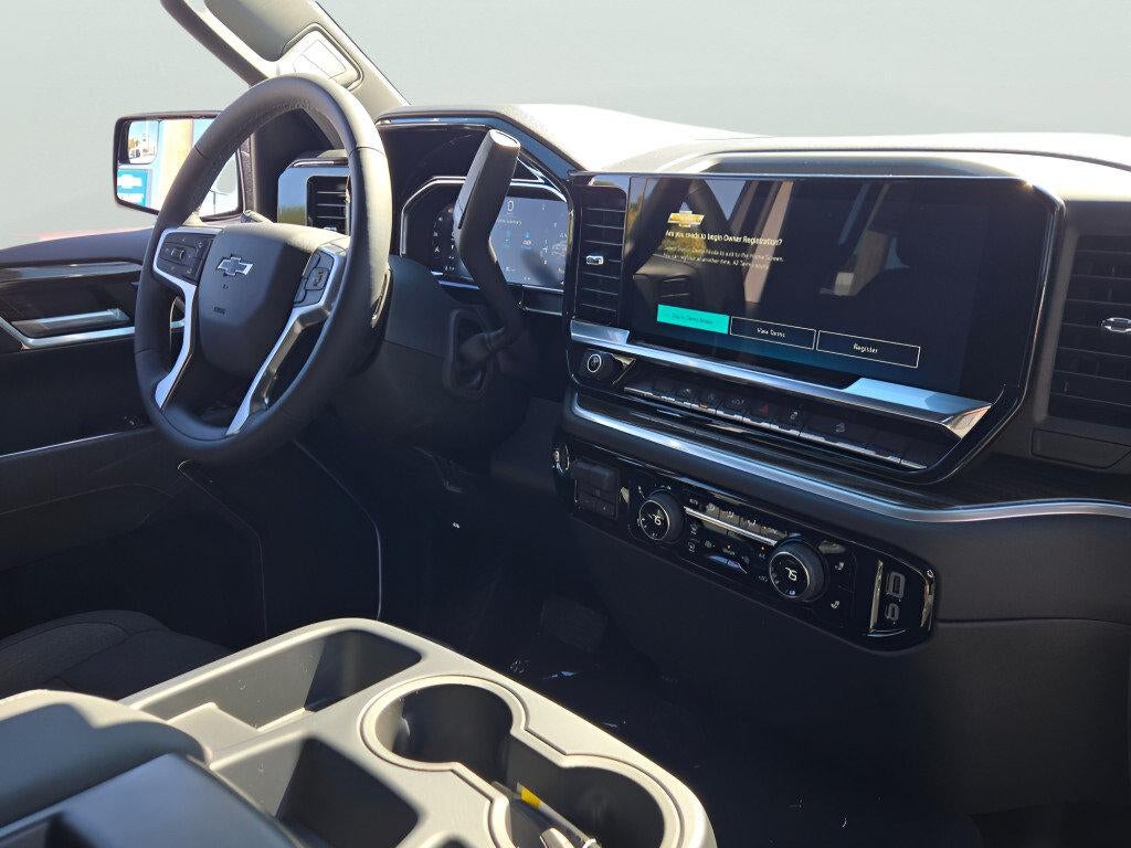 2026 Chevrolet Silverado 1500 Crew Cab Short Box 4-Wheel Drive RST