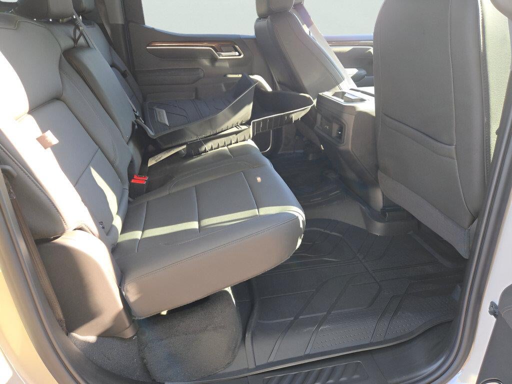 2026 Chevrolet Silverado 1500 Crew Cab Short Box 4-Wheel Drive RST