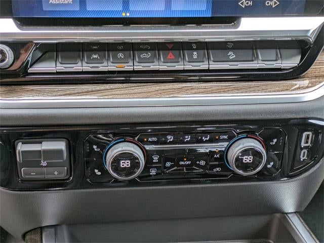 2026 Chevrolet Silverado 1500 Crew Cab Short Box 4-Wheel Drive RST