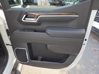 2026 Chevrolet Silverado 1500 Crew Cab Short Box 4-Wheel Drive RST