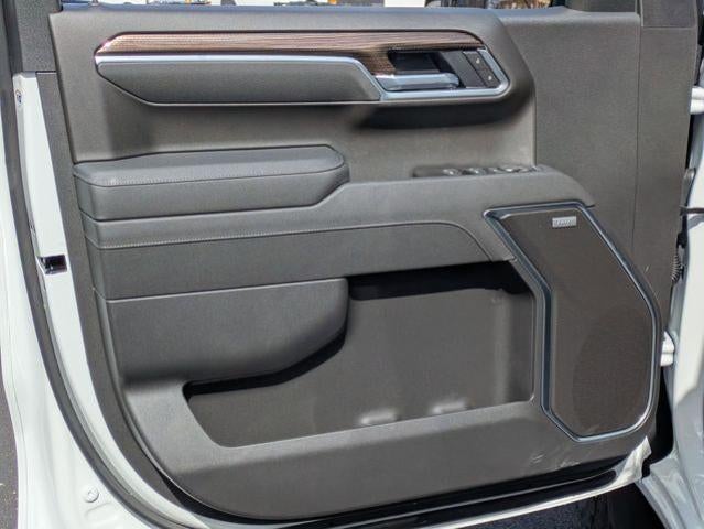 2026 Chevrolet Silverado 1500 Crew Cab Standard Box 4-Wheel Drive RST