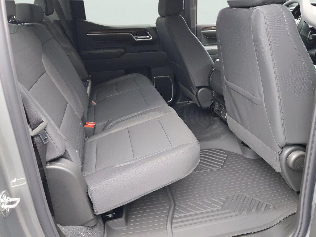 2026 Chevrolet Silverado 1500 Crew Cab Short Box 4-Wheel Drive RST