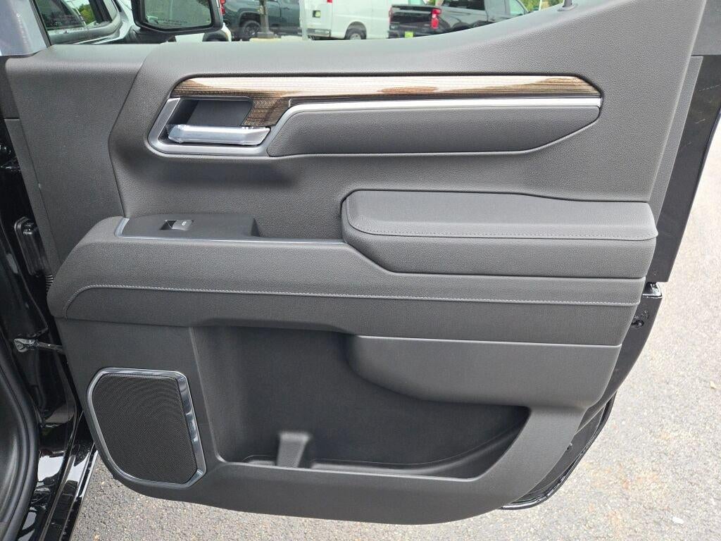 2026 Chevrolet Silverado 1500 RST - Photo 10