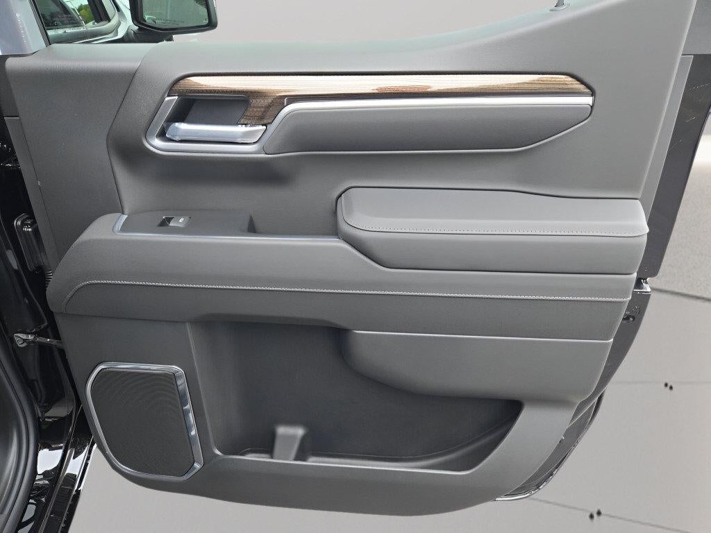 2026 Chevrolet Silverado 1500 Crew Cab Short Box 4-Wheel Drive RST