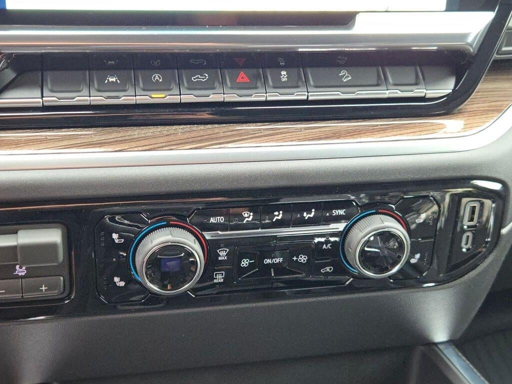 2026 Chevrolet Silverado 1500 RST - Photo 32