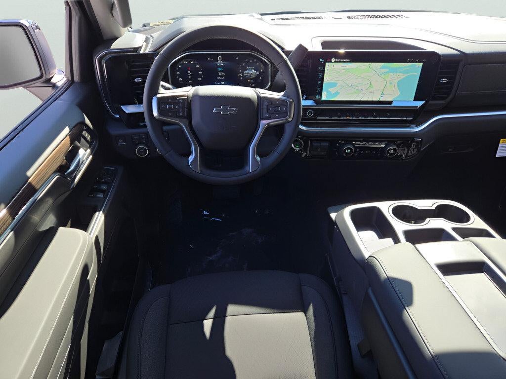 2026 Chevrolet Silverado 1500 Crew Cab Short Box 4-Wheel Drive RST