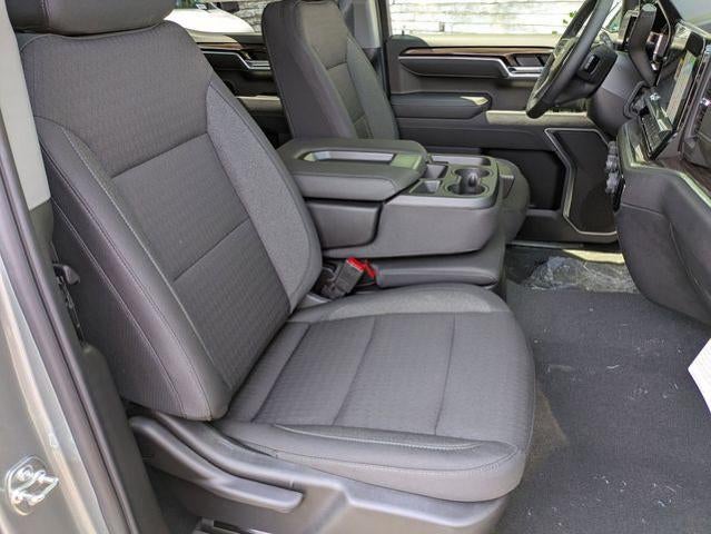 2026 Chevrolet Silverado 1500 Crew Cab Short Box 4-Wheel Drive RST