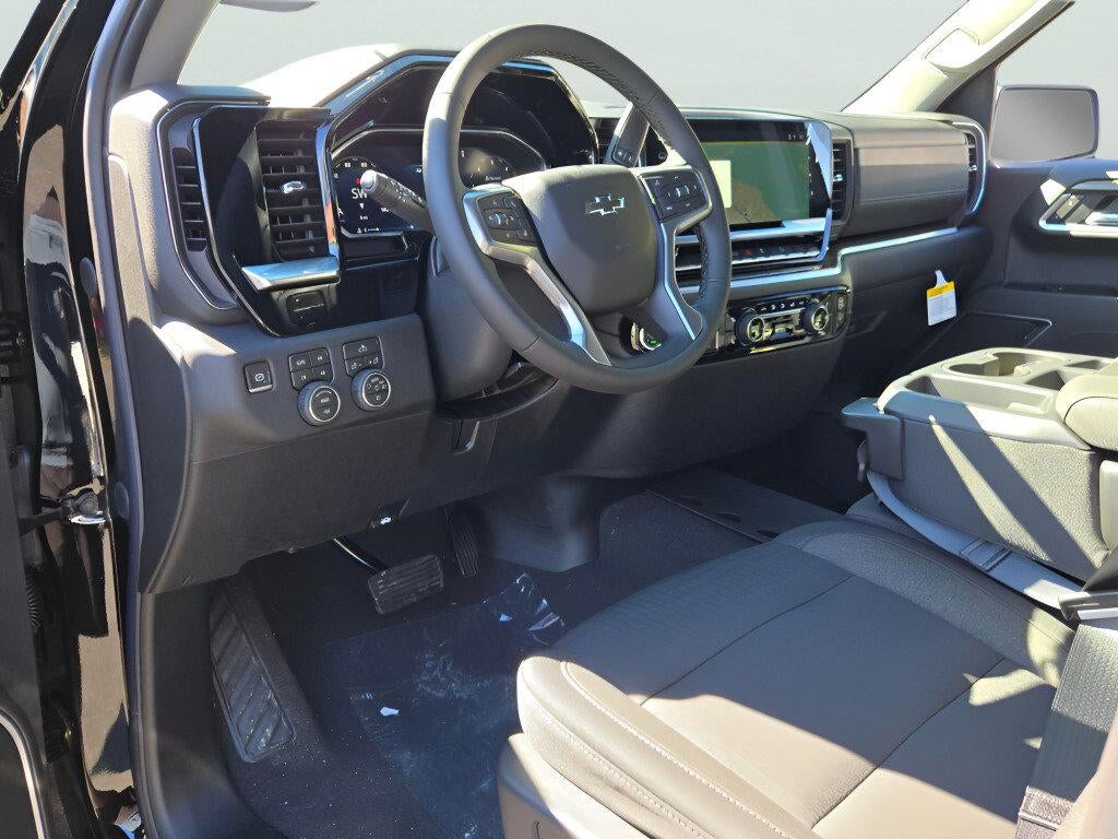2026 Chevrolet Silverado 1500 Crew Cab Short Box 4-Wheel Drive RST