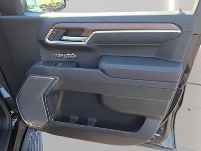 2026 Chevrolet Silverado 1500 Crew Cab Short Box 4-Wheel Drive High Country