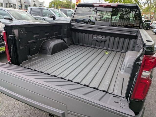 2026 Chevrolet Silverado 1500 Crew Cab Short Box 4-Wheel Drive High Country