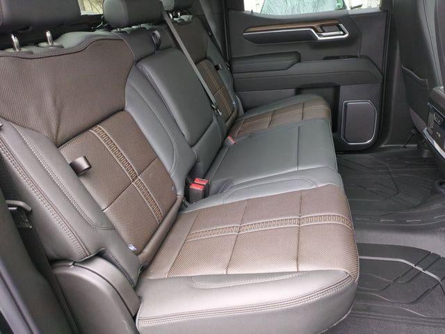 2026 Chevrolet Silverado 1500 Crew Cab Short Box 4-Wheel Drive High Country