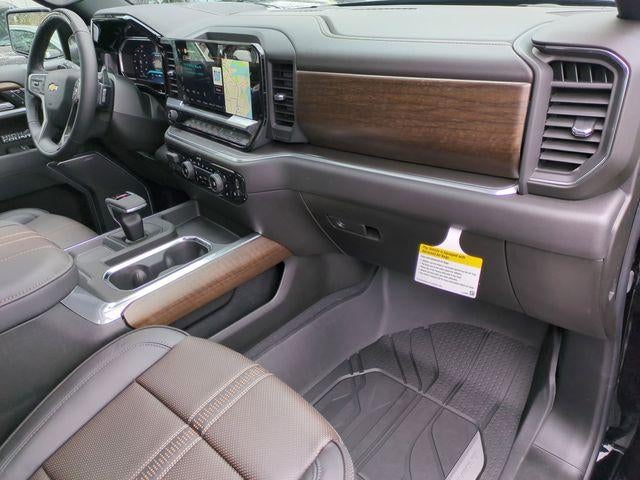 2026 Chevrolet Silverado 1500 Crew Cab Short Box 4-Wheel Drive High Country