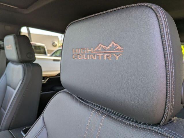 2026 Chevrolet Silverado 1500 Crew Cab Short Box 4-Wheel Drive High Country
