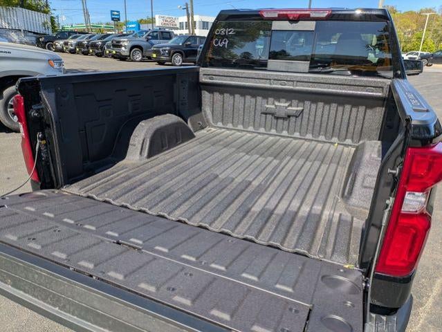 2026 Chevrolet Silverado 1500 Crew Cab Short Box 4-Wheel Drive High Country