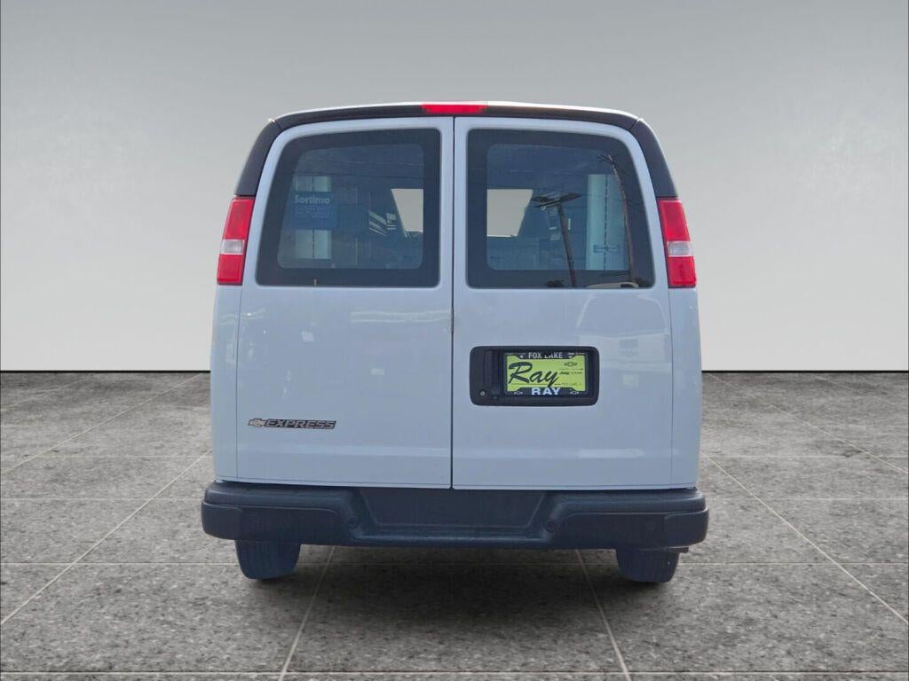 2021 Chevrolet Express Cargo 2500 Base