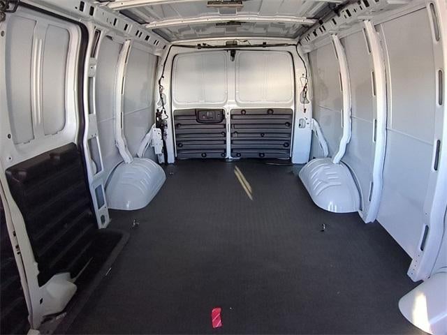 2026 Chevrolet Express Cargo 2500 2500 Regular Wheelbase Rear-Wheel Drive