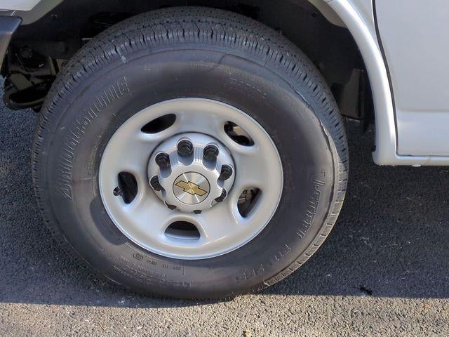 2026 Chevrolet Express Cargo 2500 2500 Regular Wheelbase Rear-Wheel Drive